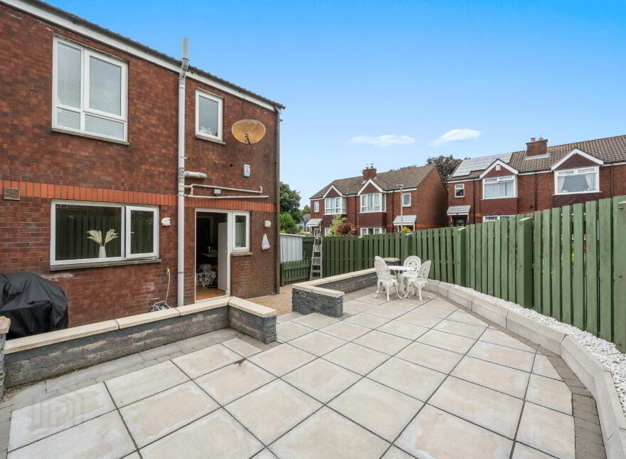 15 Glendhu Manor, Belfast, BT4 2RJ
