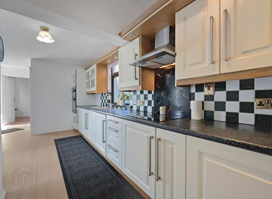 188 West Circular Road, Belfast, BT13 3QL