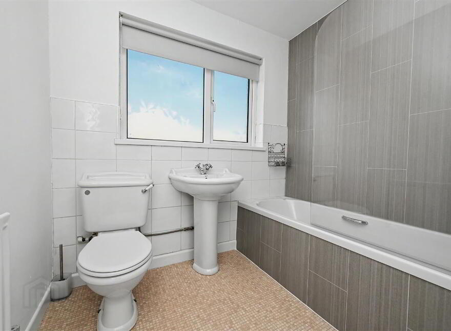 1 Sharman Park, Belfast, BT9 5HJ