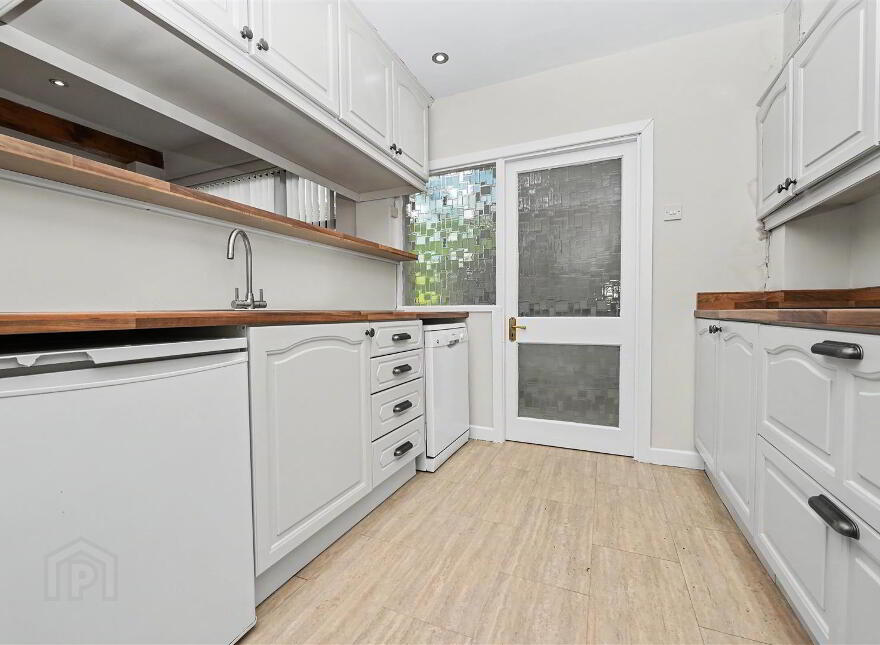 1 Sharman Park, Belfast, BT9 5HJ