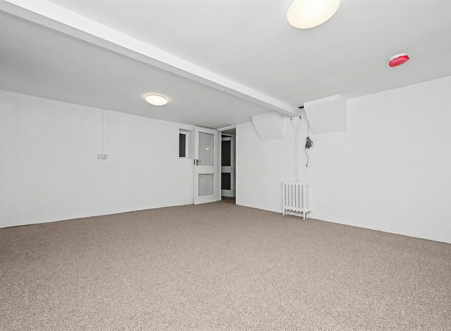 1 Sharman Park, Belfast, BT9 5HJ