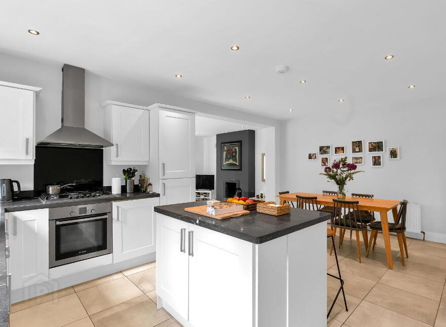 'Four Winds' On, C. 0.5 Acre, Crosscoolharbour, Blessington, W91K2C3