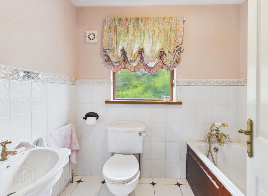 5 Beaumont Heights, Bangor, BT19 6WP
