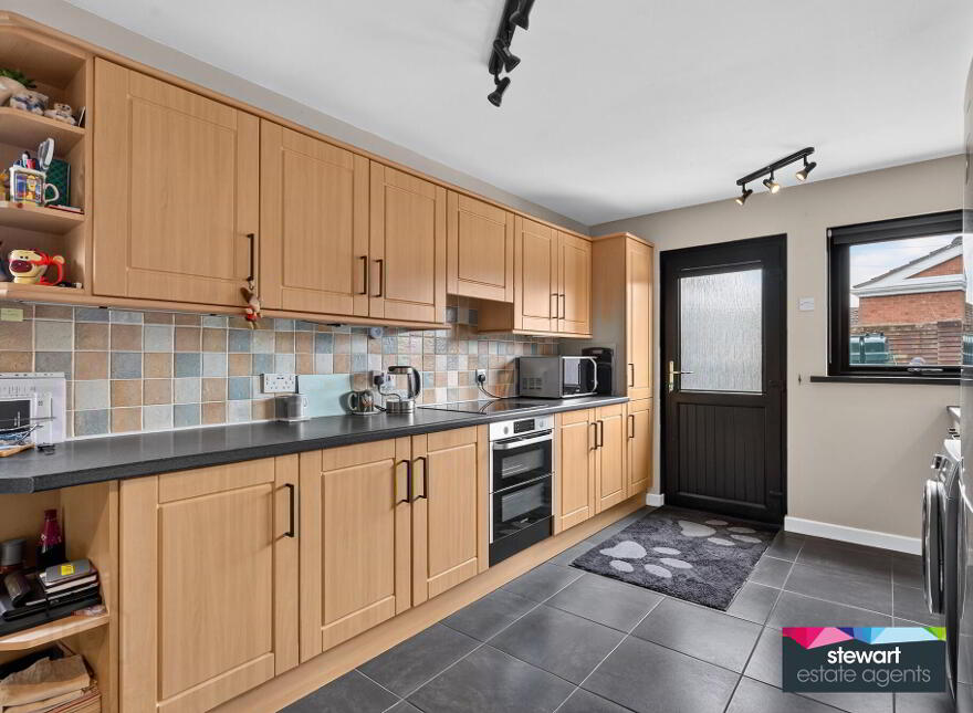 16 Ashgrove Park, Maghaberry, BT67 0QQ