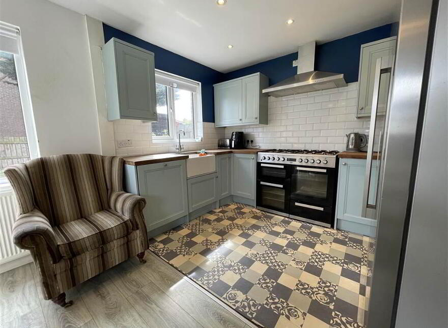 14 Lagmore Grove, Belfast, BT17 0TD