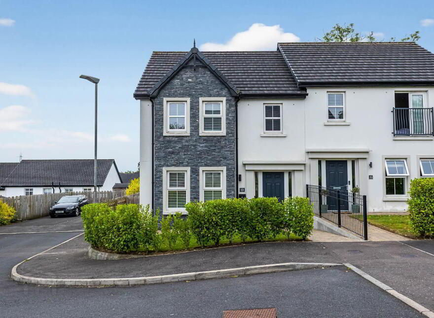 48 Huntingdon Hill, Lisburn, BT28 3GX