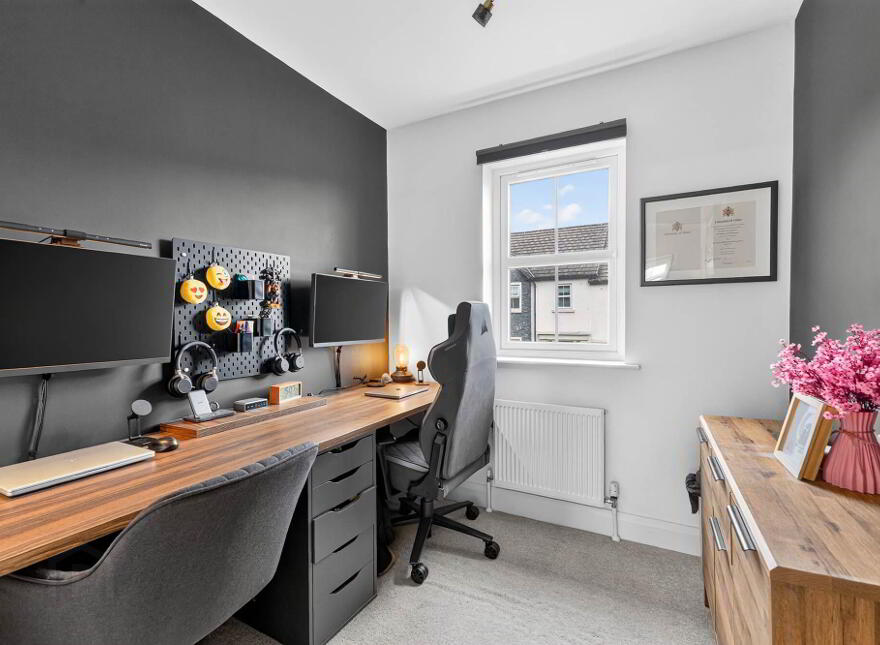 48 Huntingdon Hill, Lisburn, BT28 3GX