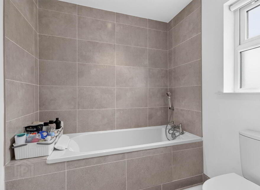 48 Huntingdon Hill, Lisburn, BT28 3GX