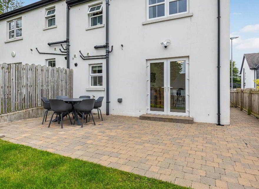 48 Huntingdon Hill, Lisburn, BT28 3GX
