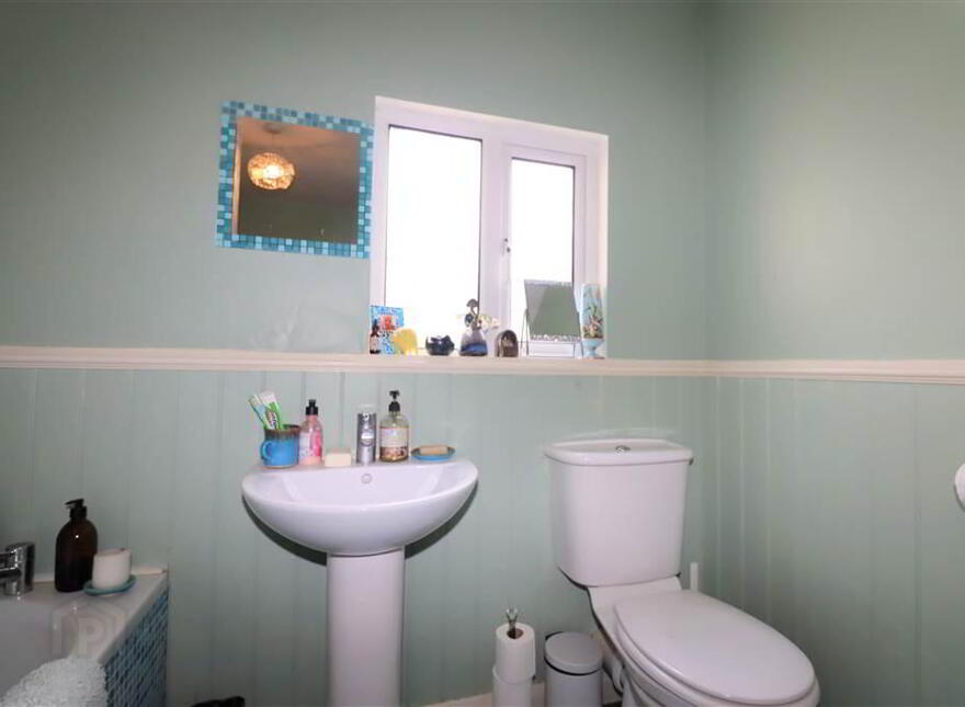 33 Wesley Street, Lisburn, BT27 4TB