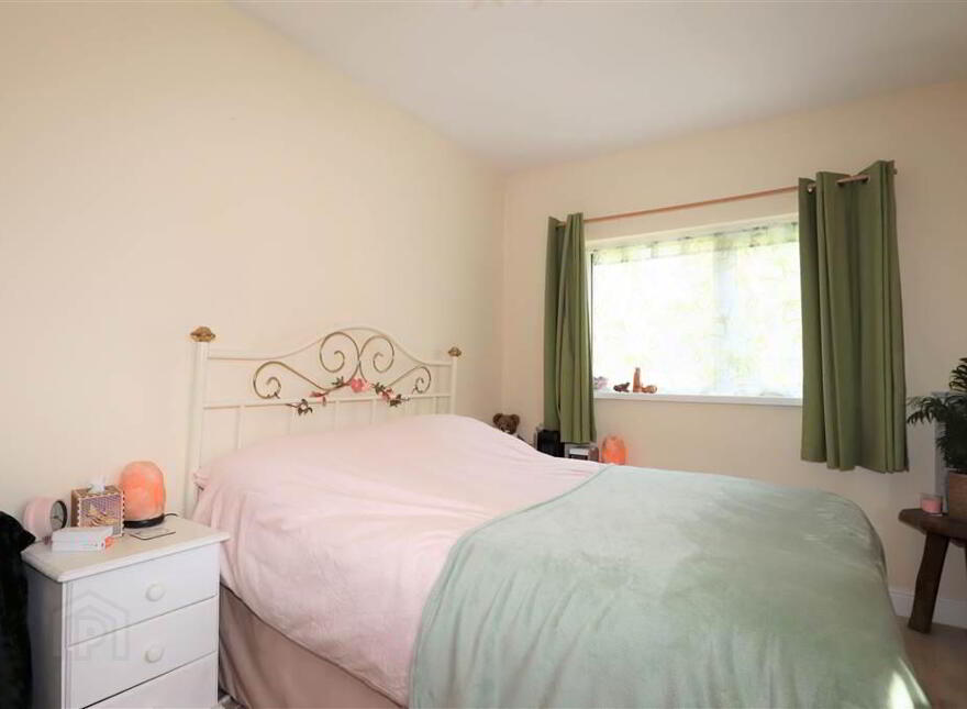 33 Wesley Street, Lisburn, BT27 4TB