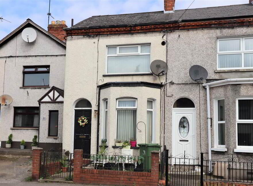 33 Wesley Street, Lisburn, BT27 4TB photo