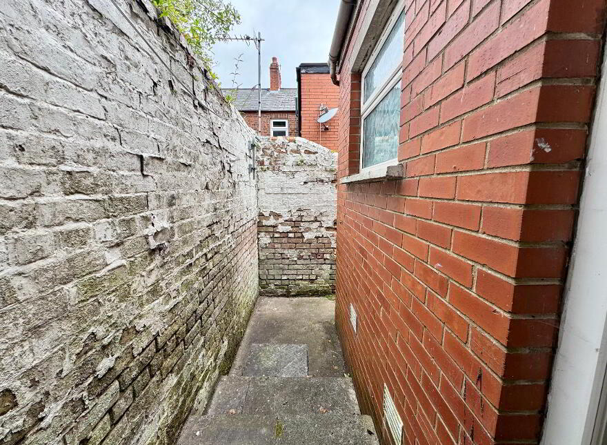 5 Lislea Avenue, Belfast, BT9 7HQ