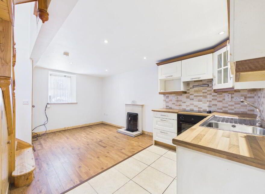 Brookside, Passage East, X91DK00