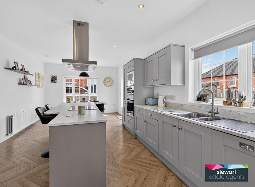 4 Harlow Mews, Meeting Street, Moira, BT67 0XJ