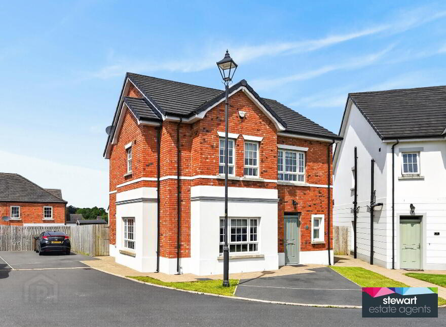 4 Harlow Mews, Meeting Street, Moira, BT67 0XJ