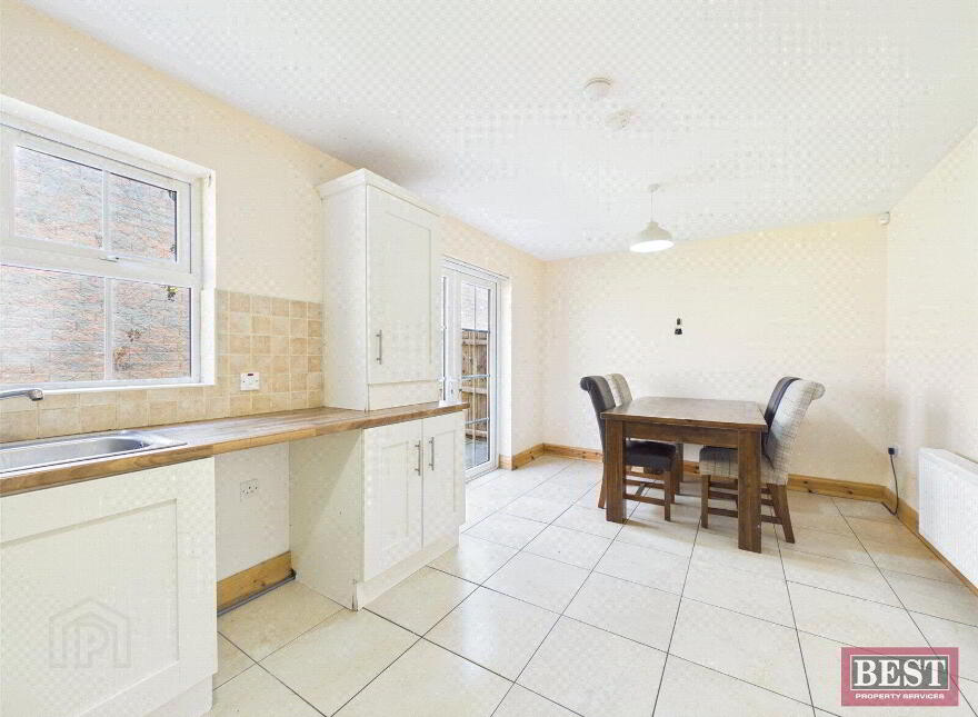 63 Mountain View, Warrenpoint, Newry, BT34 3XG