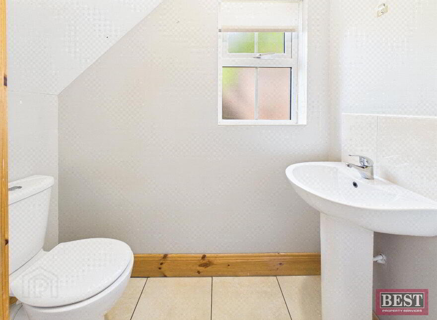 63 Mountain View, Warrenpoint, Newry, BT34 3XG