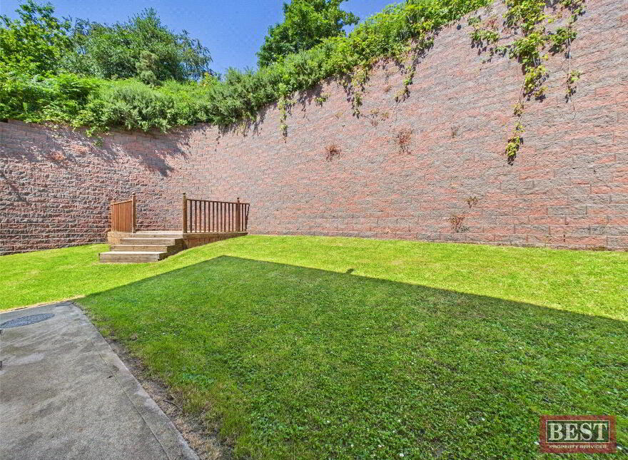 63 Mountain View, Warrenpoint, Newry, BT34 3XG