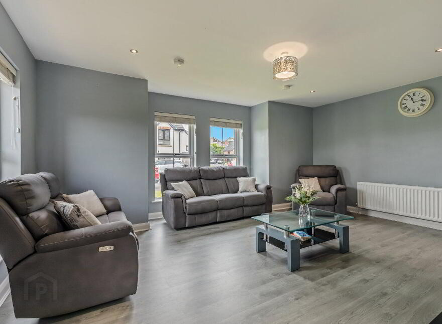 16 Royal Ascot Mews, Carryduff, Belfast, BT8 8SD