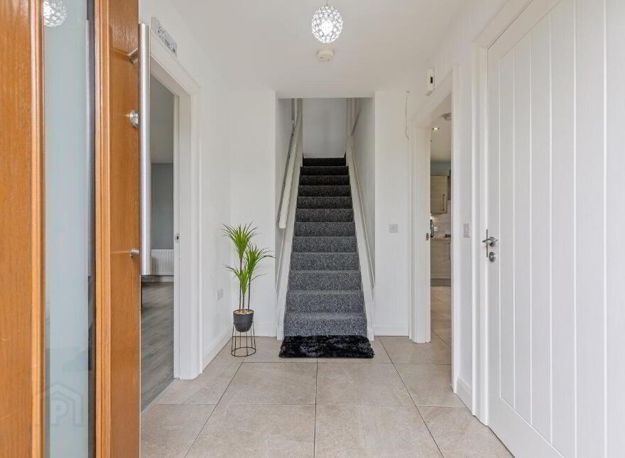 16 Royal Ascot Mews, Carryduff, Belfast, BT8 8SD