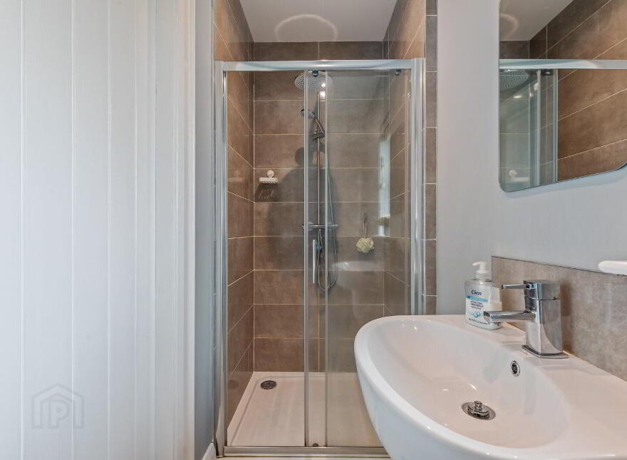 16 Royal Ascot Mews, Carryduff, Belfast, BT8 8SD
