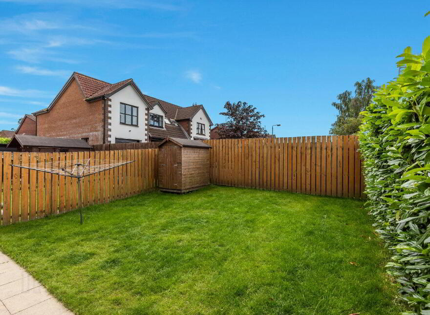 16 Royal Ascot Mews, Carryduff, Belfast, BT8 8SD