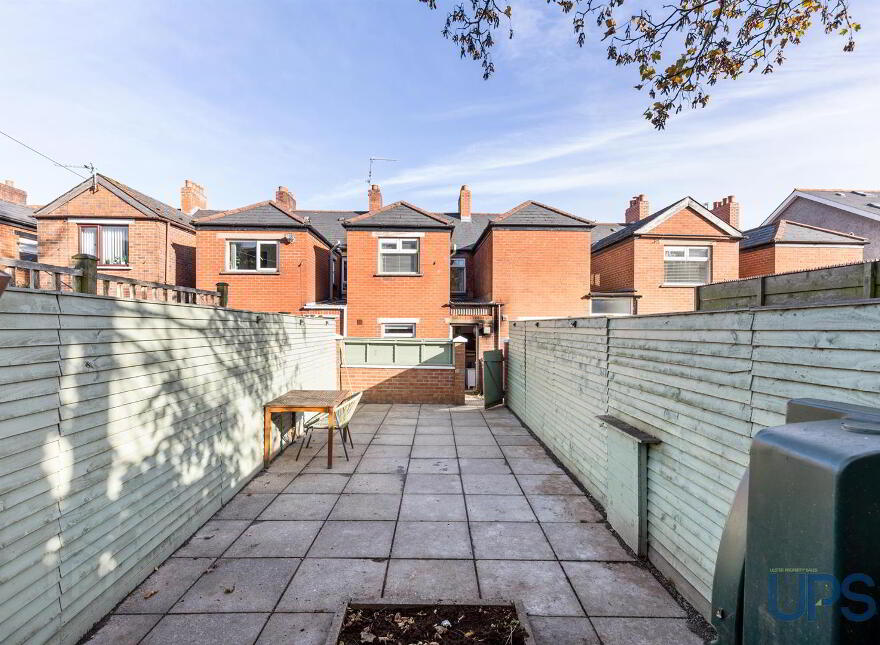 12 Arizona Street, Glen Road, Belfast, BT11 8AG