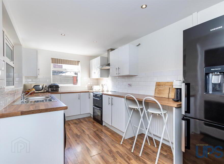 12 Arizona Street, Glen Road, Belfast, BT11 8AG