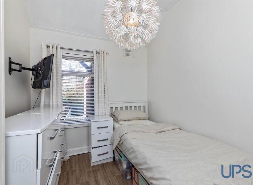 12 Arizona Street, Glen Road, Belfast, BT11 8AG