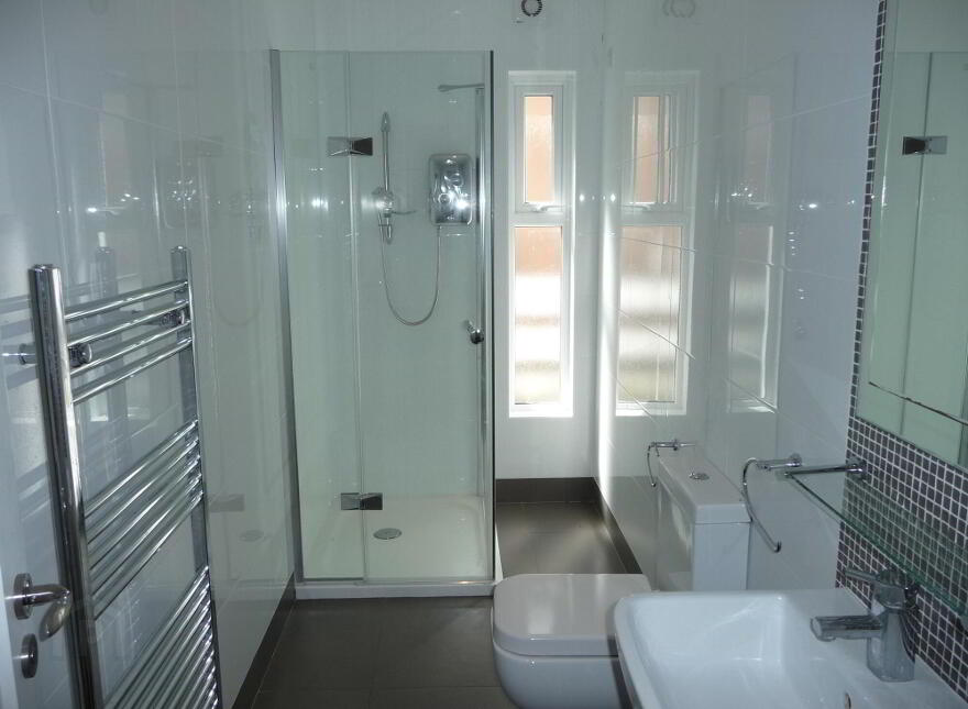 14 Cleaver Park, Malone Road, Belfast, BT9 5HX