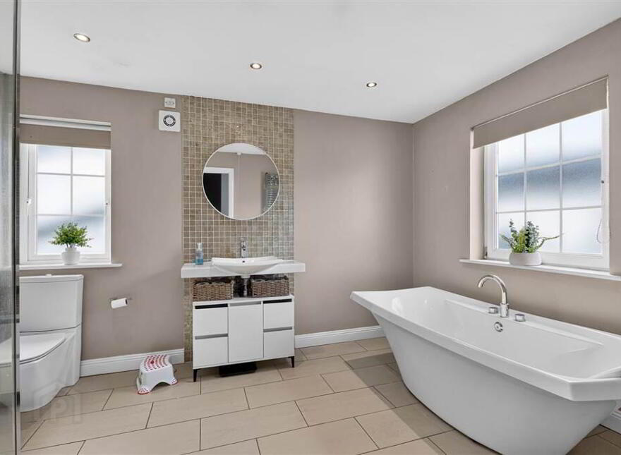 33 Linen Green, Derriaghy Road, Lisburn, BT28 3NZ