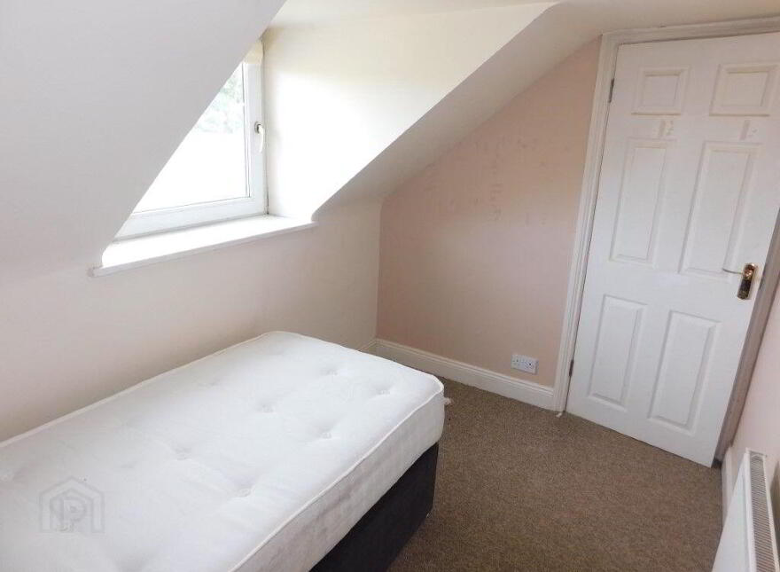 5 Mathew Place, Ballintemple, T12X4CF