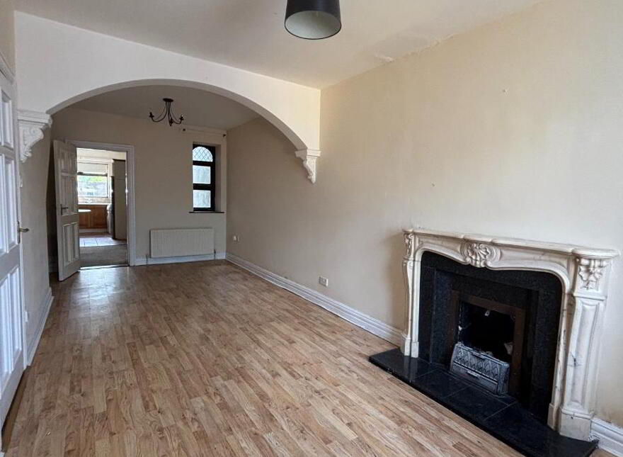 24 Newry Street, Warrenpoint, Newry, BT34 3JZ