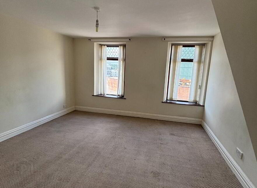 24 Newry Street, Warrenpoint, Newry, BT34 3JZ