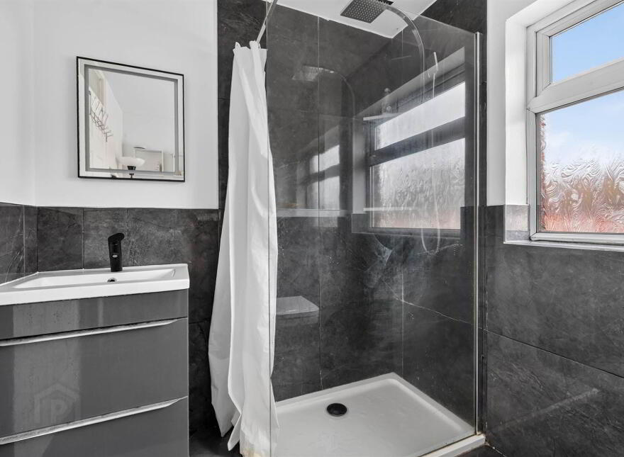 3 Maghies Place, Off Woodstock Road, Belfast, BT6 8HF