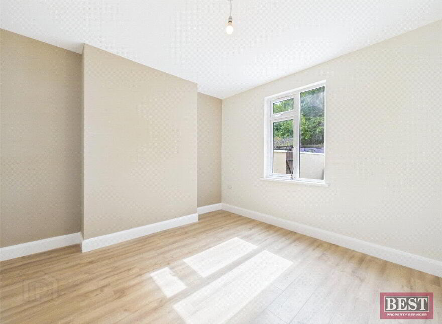 30 Slieve Foy Place, Warrenpoint, Newry, BT34 3NR
