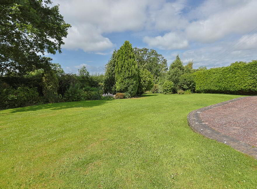 67 Mullahead Road, Tandragee, Craigavon, BT62 2LA