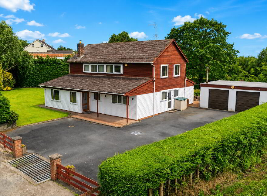 67 Mullahead Road, Tandragee, Craigavon, BT62 2LA
