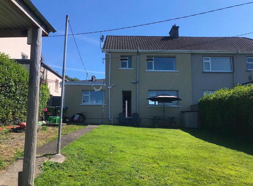 5 Slip Lawn, Slip, Bantry, P75E221