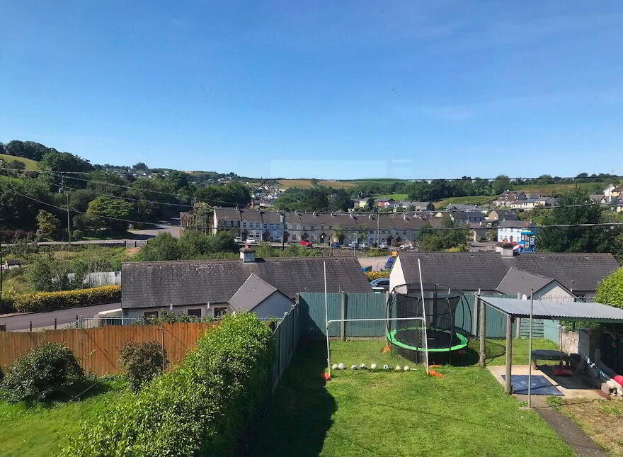 5 Slip Lawn, Slip, Bantry, P75E221