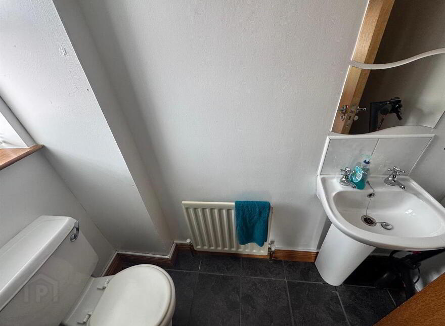 6 Summer Meadows Court, Waterside, L'Derry, BT47 6SF