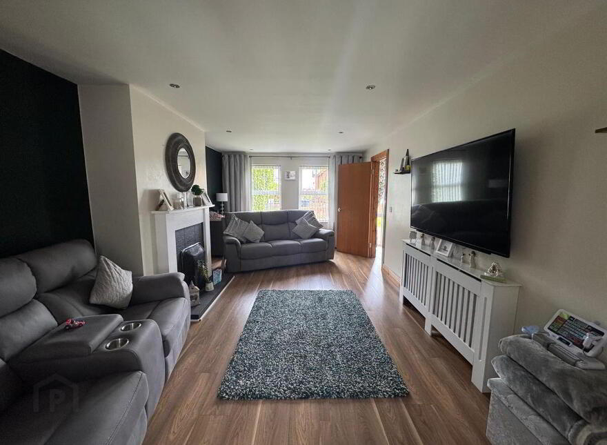 6 Summer Meadows Court, Waterside, L'Derry, BT47 6SF