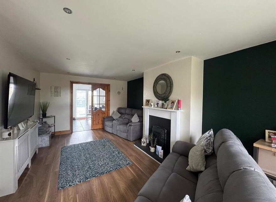 6 Summer Meadows Court, Waterside, L'Derry, BT47 6SF