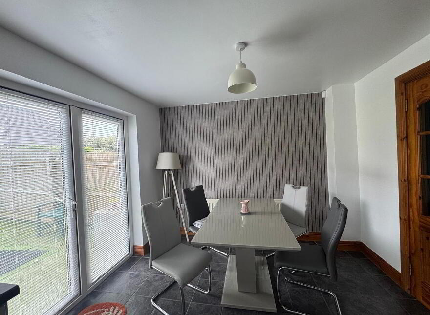 6 Summer Meadows Court, Waterside, L'Derry, BT47 6SF