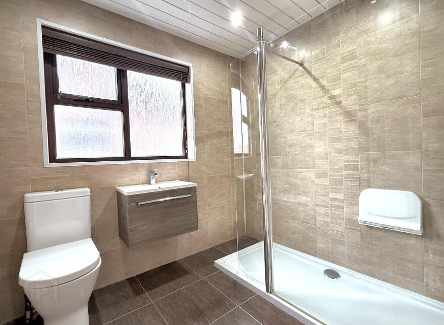 100 Hazelwood Avenue, Dunmurry, Belfast, BT17 0SZ