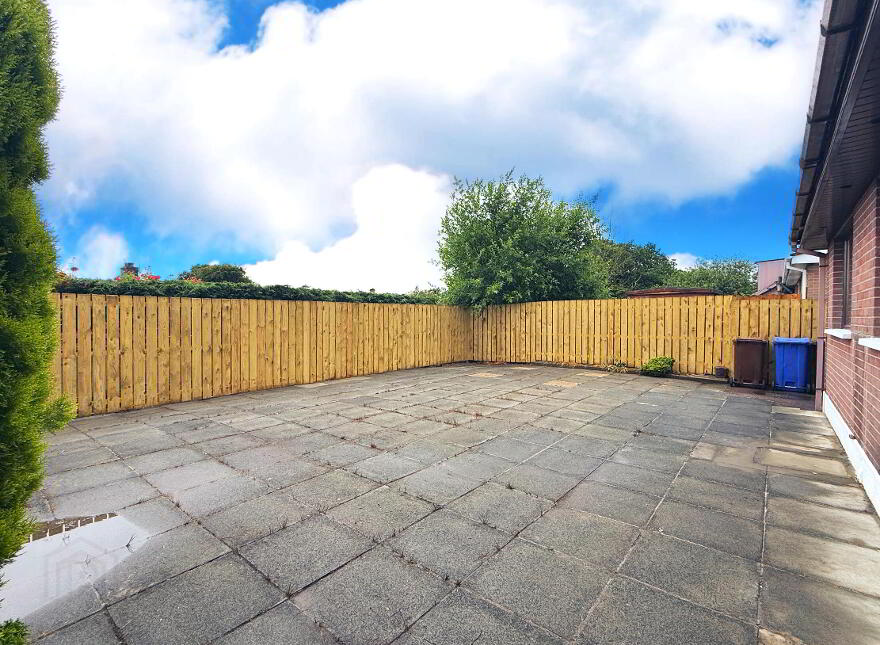 100 Hazelwood Avenue, Dunmurry, Belfast, BT17 0SZ