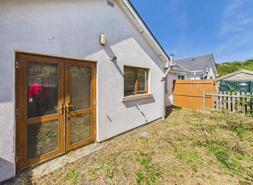 8 The Mews, Hook View, Coxtown, Dunmore East, X91H7X9