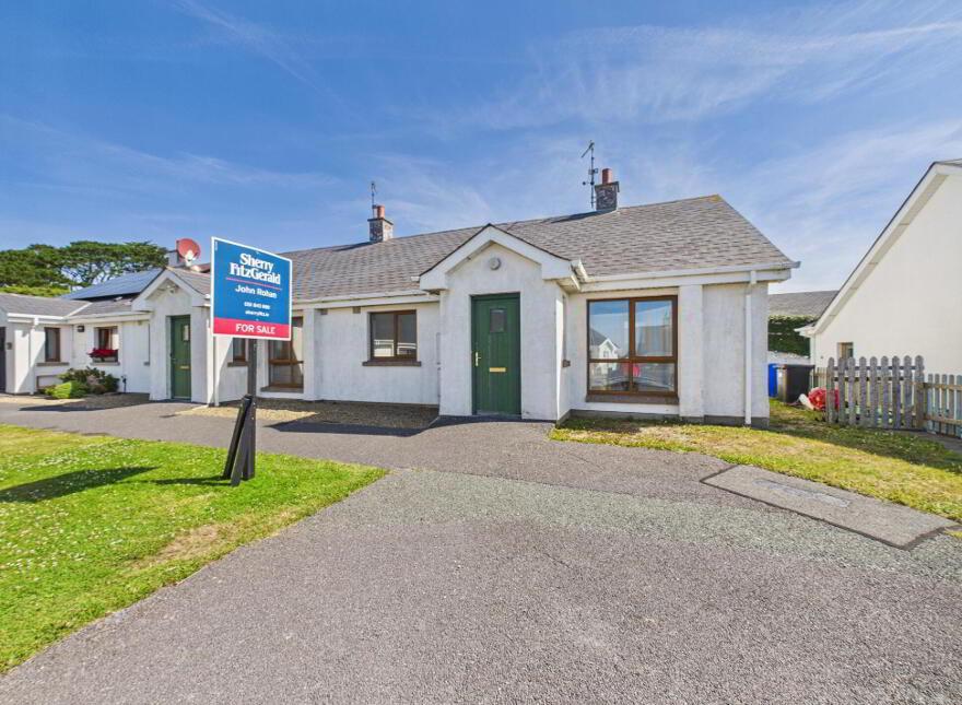 9 The Mews, Hook View, Coxtown, Dunmore East, X91F2K0
