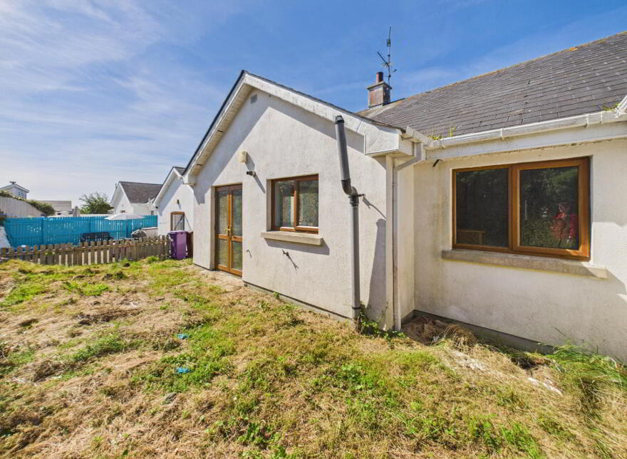 9 The Mews, Hook View, Coxtown, Dunmore East, X91F2K0